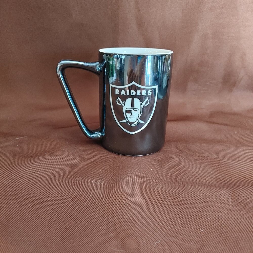 Raiders Logo Black Mug